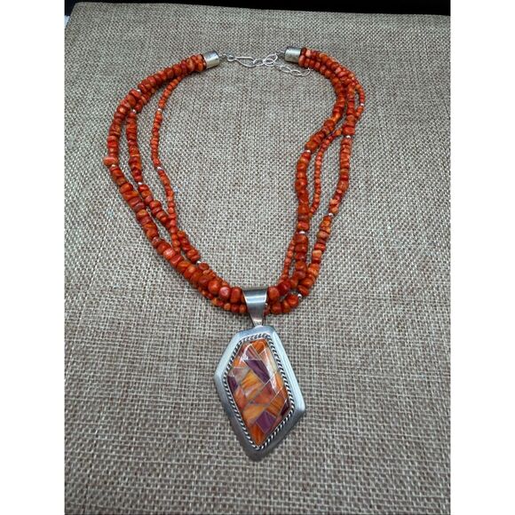 Jay King Desert Rose Trading 925 Sterling Spiny Oyster & Coral Necklace - Picture 3 of 10